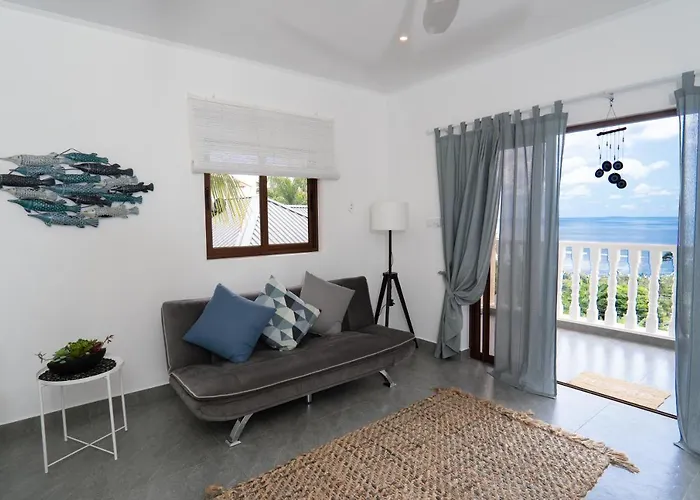 Apartment Ocean Vista Au Cap (Mahe)